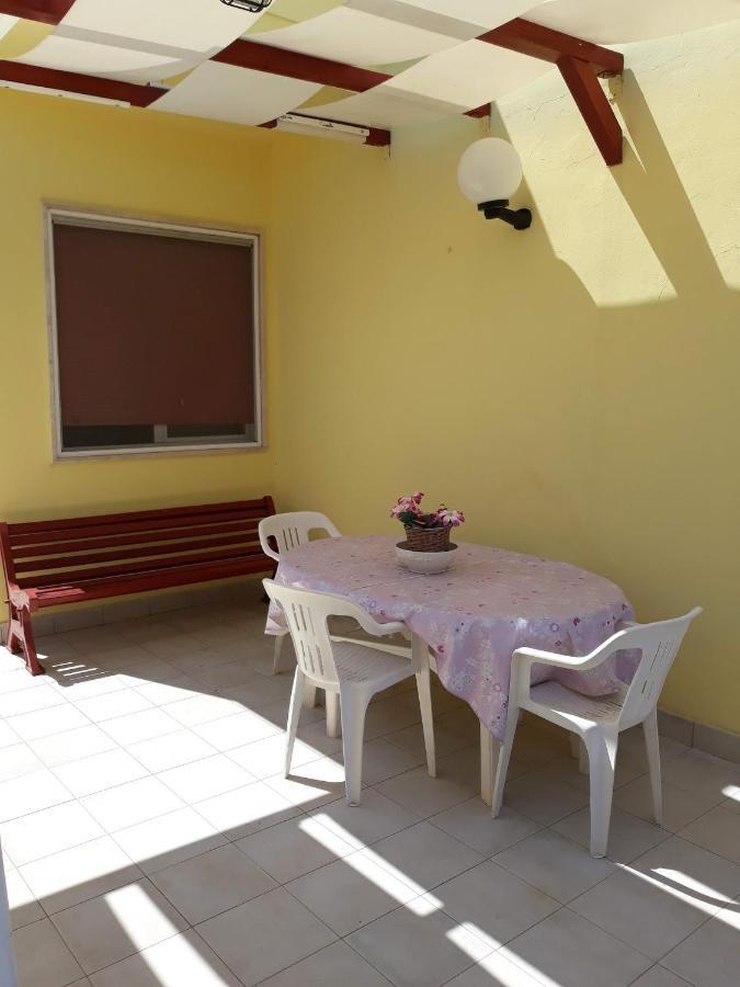 Casa De Candia Giurdignano Exterior photo